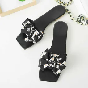 Dusky (foot wear)