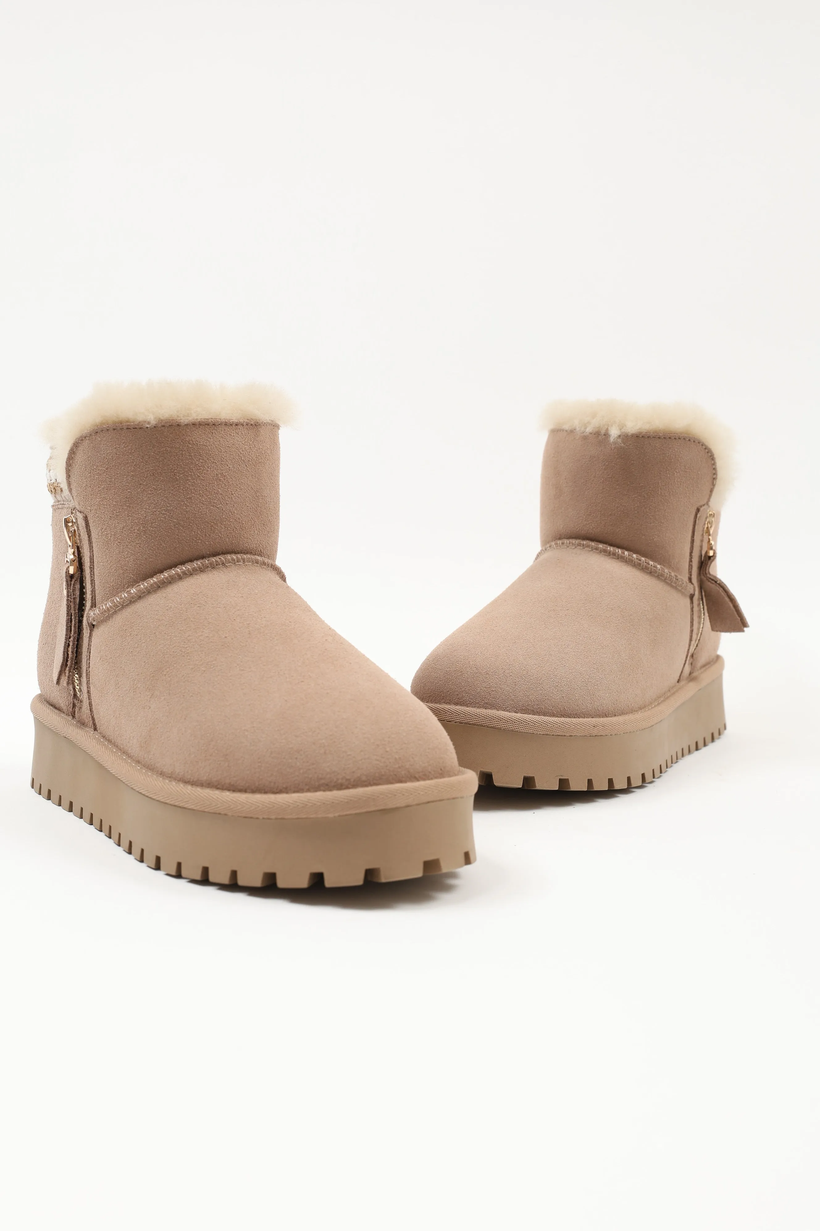 Hestia Beige