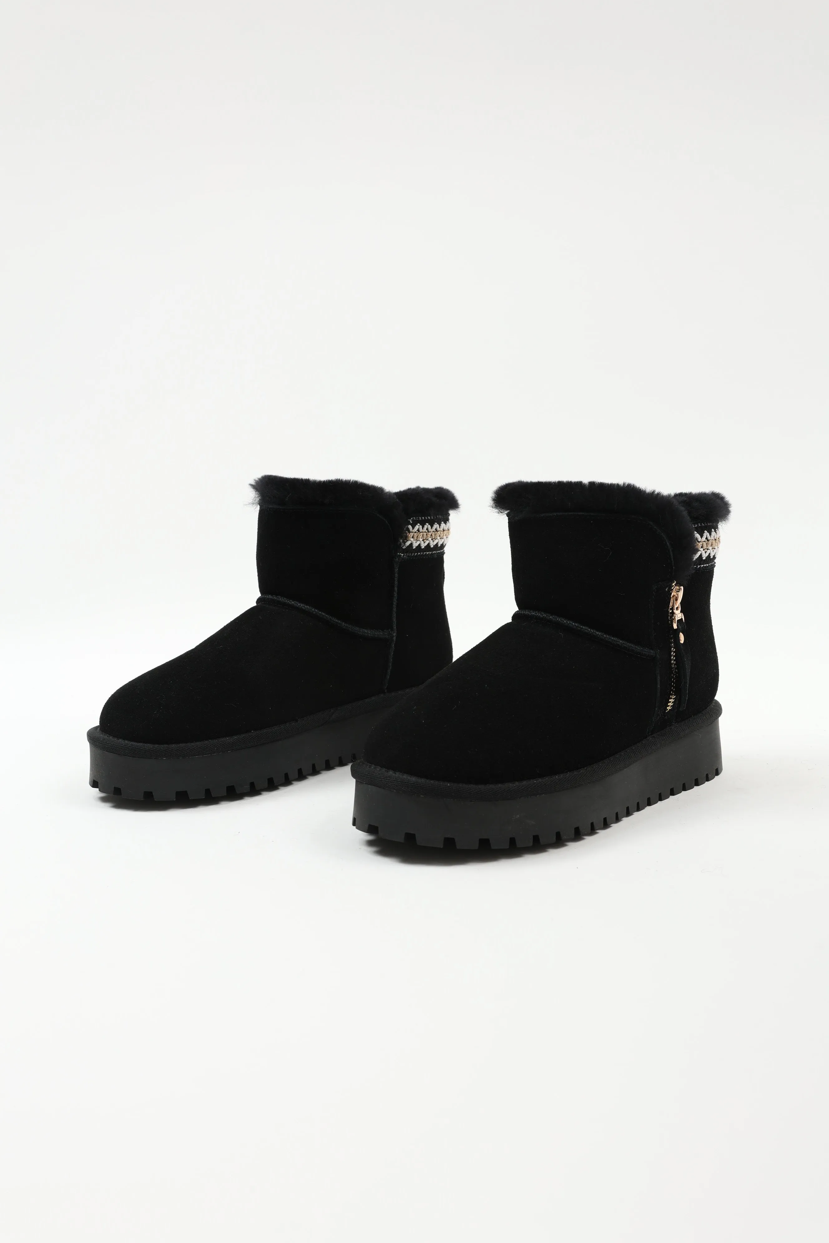 Hestia Black