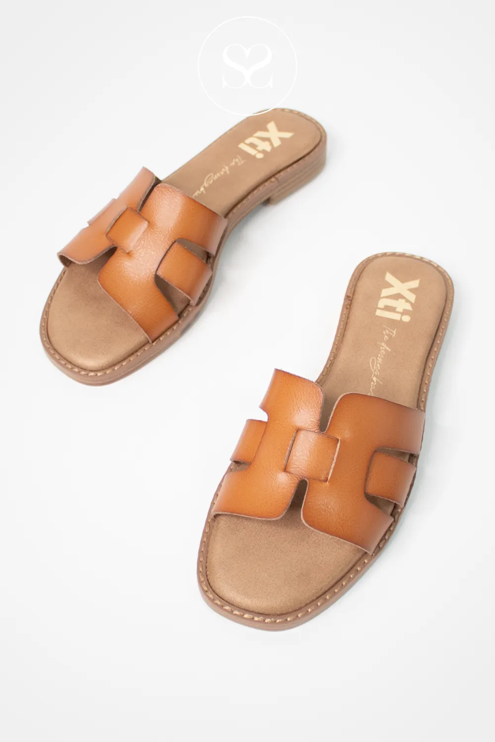 XTI 143867 CAMEL LOW BLOCK HEEL SLIDER SANDALS